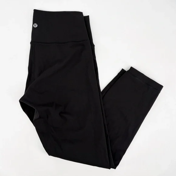 LULULEMONLike New! Wunder Under Luxtreme Black Cropped LeggingsSz 10